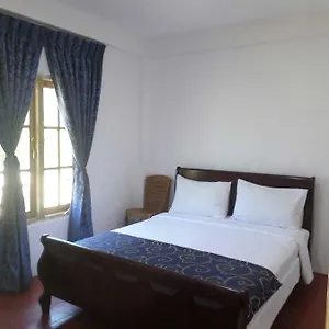 The Train View Bed & Breakfast