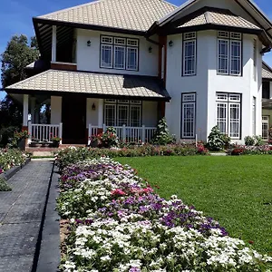 The Hill Town Bed & Breakfast